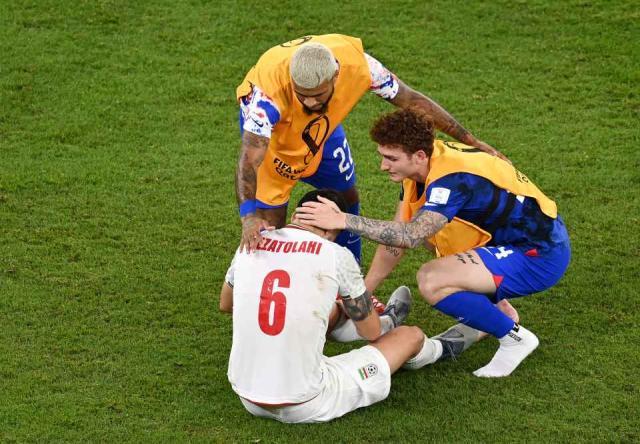 时隔24年世界杯美伊战:雷纳父子vs阿布德扎代父子